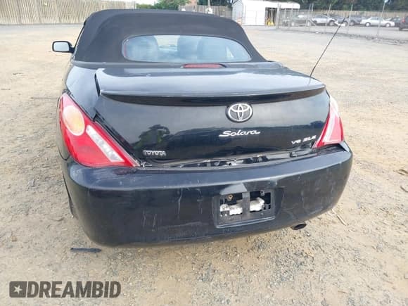 ✅ 2004 Toyota Solara SE • VIN: 4T1FA38P54U031202 • Lot: 42473913. Wystawiony na IAAI z przebiegiem 137 469 mil. Bezpłatny archiwum sprzedaży aukcyjnych z USA i szczegółowy raport historii pojazdu na DreamBid. Zdjęcie 6.