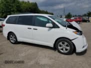 ✅ 2012 Toyota Sienna • VIN: 5TDZK3DC0CS233594 • Lot: 71744685. Wystawiony na Copart z przebiegiem 226 300 mil. Bezpłatny archiwum sprzedaży aukcyjnych z USA i szczegółowy raport historii pojazdu na DreamBid. Zdjęcie 4.