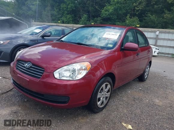 ✅ 2010 Hyundai Accent GLS • VIN: KMHCN4AC8AU472807 • Лот: 42879692. Опубликован ранее на IAAI с пробегом 129 807 миль. Бесплатный доступ к архиву аукционных продаж из США и подробный отчёт об истории автомобиля на DreamBid. Изображение 2.