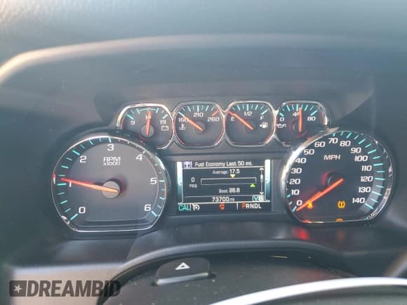 ✅ 2019 Chevrolet Silverado 1500 LT • VIN: 2GCRCPEC9K1133955 • Lot: 82591594. Wystawiony na Copart z przebiegiem 73 700 mil. Bezpłatny archiwum sprzedaży aukcyjnych z USA i szczegółowy raport historii pojazdu na DreamBid. Zdjęcie 9.