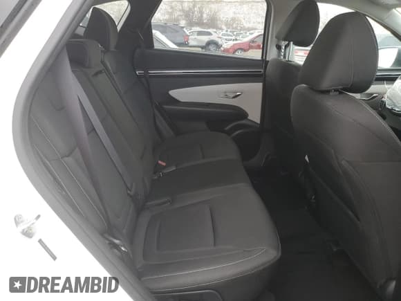 ✅ 2022 Hyundai Tucson SEL • VIN: 5NMJBCAE0NH049376 • Lot: 37718404. Wystawiony na Copart z przebiegiem 20 316 mil. Bezpłatny archiwum sprzedaży aukcyjnych z USA i szczegółowy raport historii pojazdu na DreamBid. Zdjęcie 11.
