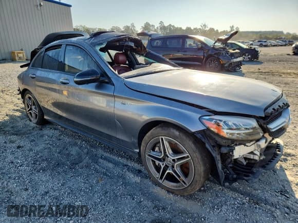 ✅ 2020 Mercedes-Benz C 43 AMG • VIN: W1KWF6EB4LR566285 • Lot: 80092975. Wystawiony na Copart z przebiegiem Nie podano. Bezpłatny archiwum sprzedaży aukcyjnych z USA i szczegółowy raport historii pojazdu na DreamBid. Zdjęcie 4.