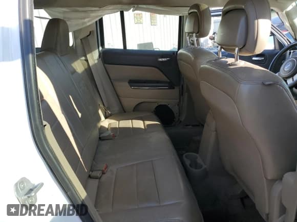 ✅ 2012 Jeep Patriot Limited • VIN: 1C4NJRCB4CD670443 • Lot: 88495955. Listed on Copart with 179,384 mi. Free auction sales archive from the USA and detailed vehicle history report at DreamBid. Image 11.
