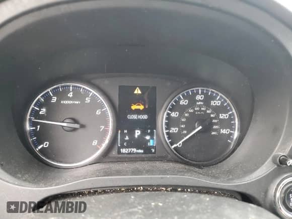 2018 Mitsubishi Outlander SE with VIN JA4AD3A36JZ018979, listed as a Copart auction lot 81616425 with 182,779 mi miles and Salvage title. Bid and sale history available at DreamBid. Image 9.