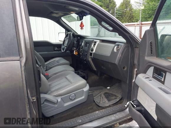✅ 2014 Ford F-150 XL • VIN: 1FTFX1CT2EFC69669 • Лот: 42589119. Опубликован ранее на IAAI с пробегом 111 676 миль. Бесплатный доступ к архиву аукционных продаж из США и подробный отчёт об истории автомобиля на DreamBid. Изображение 5.
