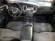 ✅ 2017 Dodge Charger SE • VIN: 2C3CDXBG7HH518591 • Лот: 72079605. Опубликован ранее на Copart с пробегом 113 175 миль. Бесплатный доступ к архиву аукционных продаж из США и подробный отчёт об истории автомобиля на DreamBid. Изображение 8.