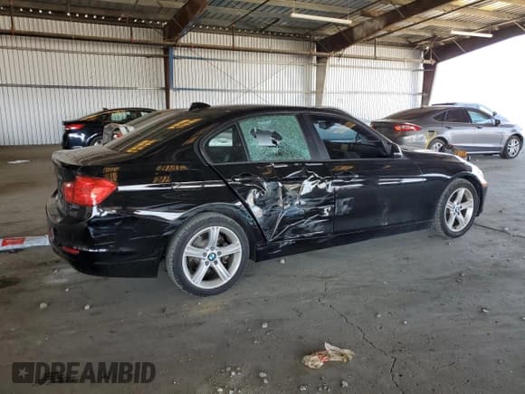 ✅ 2015 BMW 3 Series 320i • VIN: WBA3B1G58FNT63380 • Lot: 69835475. Listed on Copart with 141,968 mi. Free auction sales archive from the USA and detailed vehicle history report at DreamBid. Image 3.