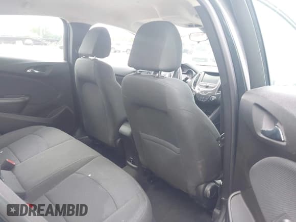 ✅ 2018 Chevrolet Cruze LT • VIN: 1G1BE5SM3J7154193 • Лот: 43103768. Опубликован ранее на IAAI с пробегом 56 871 миль. Бесплатный доступ к архиву аукционных продаж из США и подробный отчёт об истории автомобиля на DreamBid. Изображение 8.