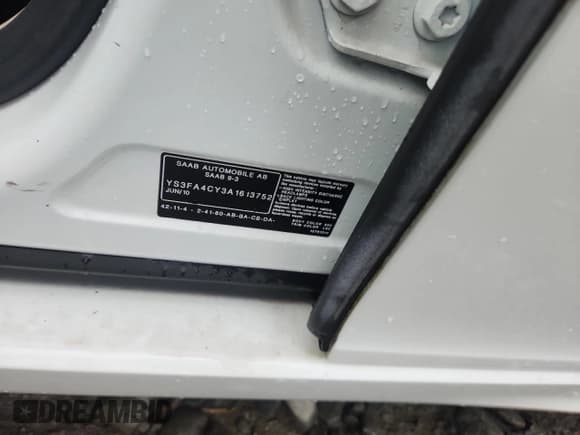 ✅ 2010 Saab 9-3 • VIN: YS3FA4CY3A1613752 • Лот: 65180535. Опубликован ранее на Copart с пробегом 108 054 миль. Бесплатный доступ к архиву аукционных продаж из США и подробный отчёт об истории автомобиля на DreamBid. Изображение 13.