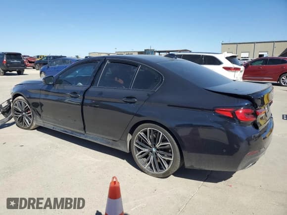 ✅ 2022 BMW 5 Series 540i • VIN: WBA53BJ01NWX51083 • Lot: 89622485. Listed on Copart with 47,560 mi. Free auction sales archive from the USA and detailed vehicle history report at DreamBid. Image 2.