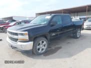 ✅ 2018 Chevrolet Silverado 1500 LT • VIN: 3GCPCREC9JG405137 • Lot: 43514530. Wystawiony na IAAI z przebiegiem 160 339 mil. Bezpłatny archiwum sprzedaży aukcyjnych z USA i szczegółowy raport historii pojazdu na DreamBid. Zdjęcie 17.