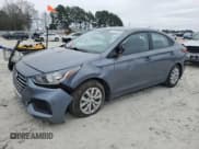 ✅ 2020 Hyundai Accent SE • VIN: 3KPC24A62LE100680 • Лот: 86135234. Опубликован ранее на Copart с пробегом 28 036 миль. Бесплатный доступ к архиву аукционных продаж из США и подробный отчёт об истории автомобиля на DreamBid. Изображение 1.