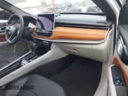 ✅ 2023 Jeep Compass (RED) Edition • VIN: 3C4NJDCN4PT566158 • Lot: 41904870. Wystawiony na IAAI z przebiegiem 50 349 mil. Bezpłatny archiwum sprzedaży aukcyjnych z USA i szczegółowy raport historii pojazdu na DreamBid. Zdjęcie 5.