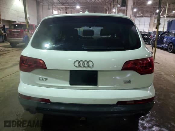 ✅ 2010 Audi Q7 Premium Plus • VIN: WA1LYAFE5AD007013 • Lot: 82365914. Listed on Copart with 218,321 mi. Free auction sales archive from the USA and detailed vehicle history report at DreamBid. Image 6.