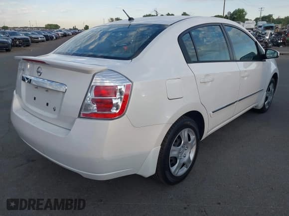 ✅ 2012 Nissan Sentra SR • VIN: 3N1AB6AP7CL743147 • Lot: 42751244. Wystawiony na IAAI z przebiegiem 131 631 mil. Bezpłatny archiwum sprzedaży aukcyjnych z USA i szczegółowy raport historii pojazdu na DreamBid. Zdjęcie 4.