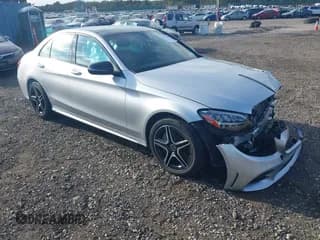 ✅ 2020 Mercedes-Benz C 300 • VIN: W1KWF8EBXLR597438 • Лот: 43372265. Опубликован ранее на IAAI с пробегом 25 410 миль. Бесплатный доступ к архиву аукционных продаж из США и подробный отчёт об истории автомобиля на DreamBid. Изображение 1.