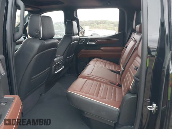 ✅ 2023 GMC Sierra 1500 Denali Ultimate • VIN: 1GTUUHEL3PZ268036 • Лот: 41933675. Опубликован ранее на IAAI с пробегом 17 509 миль. Бесплатный доступ к архиву аукционных продаж из США и подробный отчёт об истории автомобиля на DreamBid. Изображение 8.