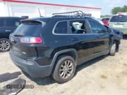 ✅ 2019 Jeep Cherokee Latitude Plus • VIN: 1C4PJLLXXKD243039 • Лот: 42394604. Опубликован ранее на IAAI с пробегом 133 333 миль. Бесплатный доступ к архиву аукционных продаж из США и подробный отчёт об истории автомобиля на DreamBid. Изображение 4.