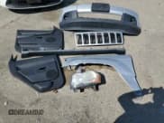 ✅ 2008 Jeep Grand Cherokee Laredo • VIN: 1J8GS48K58C109336 • Lot: 68391015. Wystawiony na Copart z przebiegiem 211 992 mil. Bezpłatny archiwum sprzedaży aukcyjnych z USA i szczegółowy raport historii pojazdu na DreamBid. Zdjęcie 13.