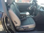 ✅ 2015 Volkswagen Beetle Fleet Edition • VIN: 3VWF17AT1FM635708 • Lot: 57883595. Listed on Copart with 90,937 mi. Free auction sales archive from the USA and detailed vehicle history report at DreamBid. Image 10.