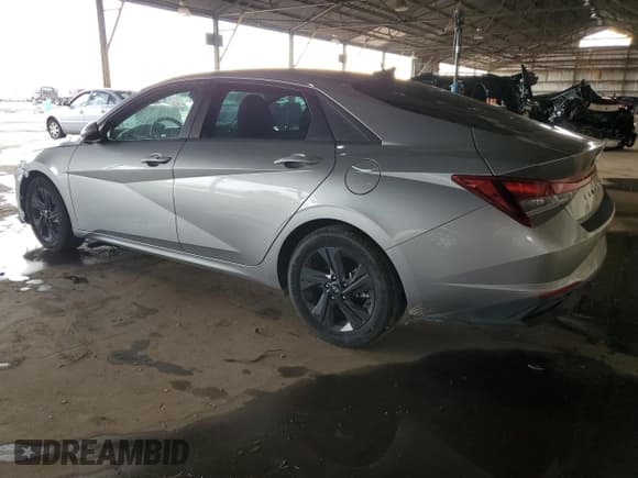 ✅ 2021 Hyundai Elantra SEL • VIN: 5NPLS4AG6MH051893 • Lot: 85942035. Wystawiony na Copart z przebiegiem 29 584 mil. Bezpłatny archiwum sprzedaży aukcyjnych z USA i szczegółowy raport historii pojazdu na DreamBid. Zdjęcie 2.