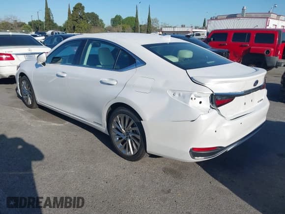 ✅ 2022 Lexus ES 300h Luxury • VIN: 58AEA1C14NU021371 • Лот: 41831043. Опубликован ранее на IAAI с пробегом 10 690 миль. Бесплатный доступ к архиву аукционных продаж из США и подробный отчёт об истории автомобиля на DreamBid. Изображение 3.