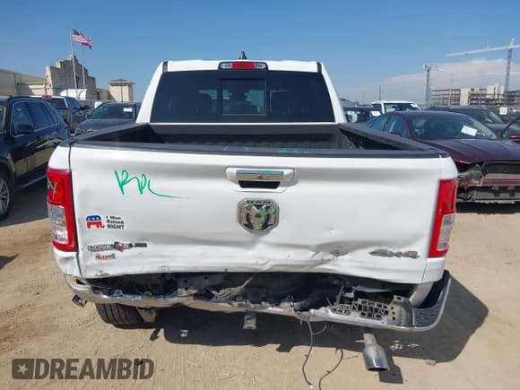 ✅ 2020 Ram 1500 Big Horn • VIN: 1C6SRFFTXLN291141 • Lot: 42173333. Wystawiony na IAAI z przebiegiem 64 866 mil. Bezpłatny archiwum sprzedaży aukcyjnych z USA i szczegółowy raport historii pojazdu na DreamBid. Zdjęcie 16.
