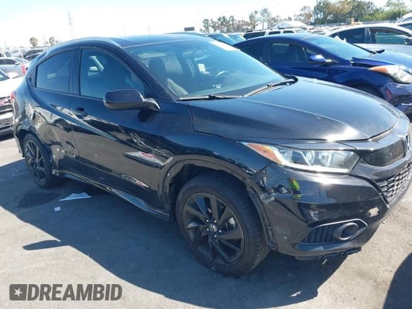 ✅ 2021 Honda HR-V Sport • VIN: 3CZRU5H18MM709651 • Lot: 43100147. Wystawiony na IAAI z przebiegiem 126 378 mil. Bezpłatny archiwum sprzedaży aukcyjnych z USA i szczegółowy raport historii pojazdu na DreamBid. Zdjęcie 1.