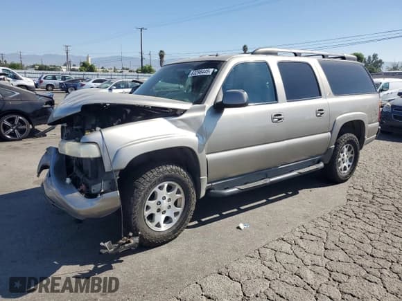 ✅ 2002 Chevrolet Suburban Z71 • VIN: 3GNFK16Z82G233842 • Lot: 63298445. Listed on Copart with 184,222 mi. Free auction sales archive from the USA and detailed vehicle history report at DreamBid. Image 1.