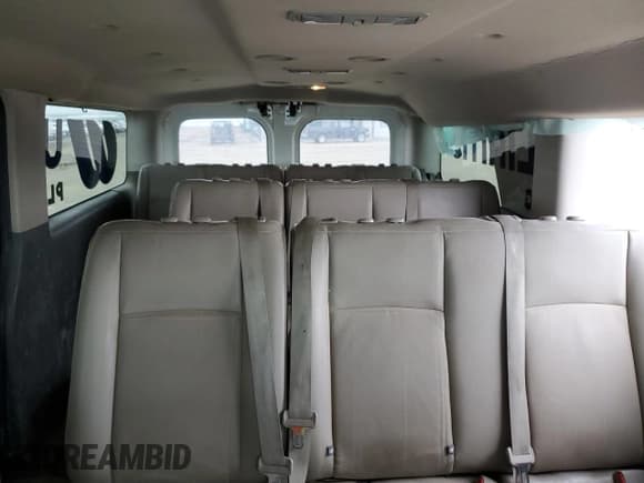 ✅ 2017 Nissan NV SL • VIN: 5BZAF0AA4HN852604 • Лот: 48907675. Опубликован ранее на Copart с пробегом 130 465 миль. Бесплатный доступ к архиву аукционных продаж из США и подробный отчёт об истории автомобиля на DreamBid. Изображение 10.