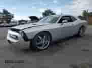 2009 Dodge Challenger SE with VIN 2B3LJ44V09H632935, listed as a Copart auction lot 72086674 with 64,028 mi miles and Salvage title. Bid and sale history available at DreamBid. Image 1.
