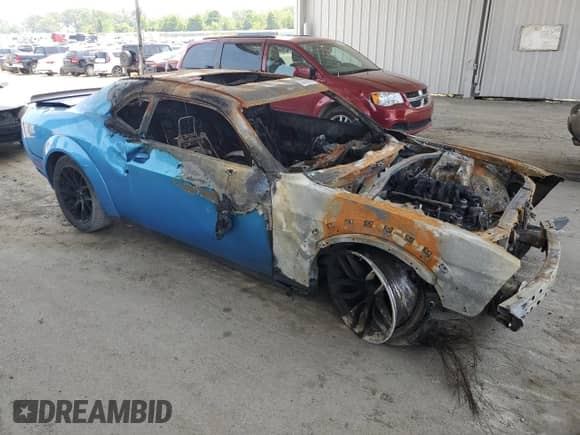 2019 Dodge Challenger R/T Scat Pack с VIN 2C3CDZFJ0KH569455, выставлен на аукционе Copart как лот 64606555 с пробегом Не указан миль и Списание • Salvage title. История ставок и продаж доступна на DreamBid. Изображение 4.