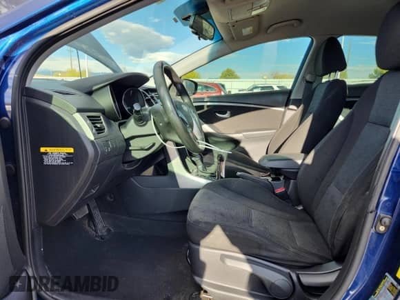 2013 Hyundai Elantra с VIN KMHD35LE4DU031145, выставлен на аукционе Copart как лот 86490975 с пробегом 155 573 миль миль и Списание • Salvage title. История ставок и продаж доступна на DreamBid. Изображение 7.