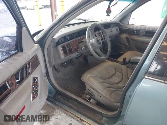 ✅ 1993 Buick Regal • VIN: 2G4WF54L0P1462286 • Лот: 43719865. Опубликован ранее на IAAI с пробегом 126 242 миль. Бесплатный доступ к архиву аукционных продаж из США и подробный отчёт об истории автомобиля на DreamBid. Изображение 5.