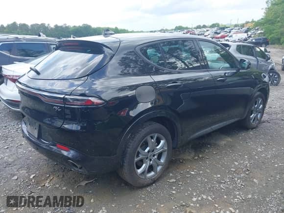 2024 Dodge Hornet R/T z VIN ZACPDFCW4R3A33071, wystawiony jako IAAI lot #42156271 z przebiegiem 25 099 mil mil oraz . Historia ofert i sprzedaży dostępna na DreamBid. Obrazek 4.