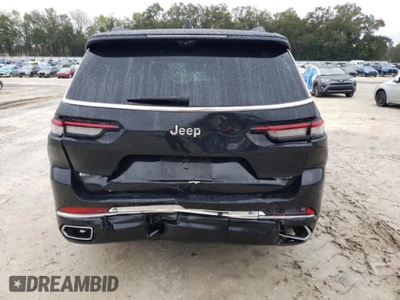 ✅ 2022 Jeep Grand Cherokee Overland • VIN: 1C4RJJDG5N8504022 • Lot: 46626695. Listed on Copart with 45,799 mi. Free auction sales archive from the USA and detailed vehicle history report at DreamBid. Image 6.