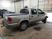 ✅ 2004 Chevrolet S-10 LS • VIN: 1GCDT13X84K111669 • Lot: 82139444. Wystawiony na Copart z przebiegiem 194 813 mil. Bezpłatny archiwum sprzedaży aukcyjnych z USA i szczegółowy raport historii pojazdu na DreamBid. Zdjęcie 3.