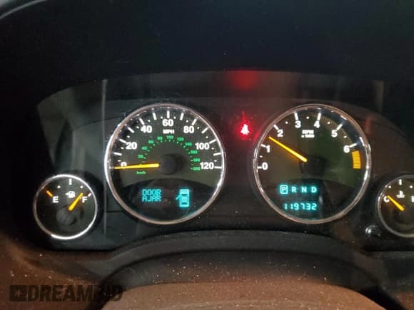 ✅ 2011 Jeep Patriot Latitude X • VIN: 1J4NF4GB1BD173681 • Lot: 45923325. Listed on Copart with 119,732 mi. Free auction sales archive from the USA and detailed vehicle history report at DreamBid. Image 9.