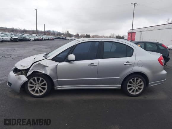 ✅ 2008 Suzuki SX4 Touring 2 • VIN: JS2YC417685100346 • Lot: 41699091. Wystawiony na IAAI z przebiegiem 180 316 mil. Bezpłatny archiwum sprzedaży aukcyjnych z USA i szczegółowy raport historii pojazdu na DreamBid. Zdjęcie 14.