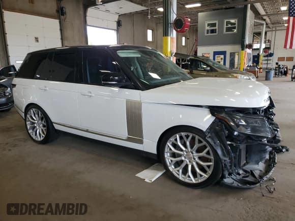 ✅ 2019 Land Rover Range Rover • VIN: SALGS2RE7KA532340 • Lot: 68824015. Listed on Copart with 75,254 mi. Free auction sales archive from the USA and detailed vehicle history report at DreamBid. Image 4.