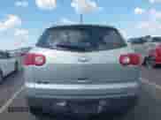 2011 Chevrolet Traverse 1LT z VIN 1GNKRGED0BJ389472, wystawiony jako IAAI lot #43265950 z przebiegiem 203 318 mil mil oraz . Historia ofert i sprzedaży dostępna na DreamBid. Obrazek 16.