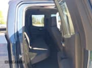 ✅ 2019 Chevrolet Silverado 1500 Custom Trail Boss • VIN: 1GCRYCEF9KZ301587 • Lot: 43449291. Wystawiony na IAAI z przebiegiem 56 383 mil. Bezpłatny archiwum sprzedaży aukcyjnych z USA i szczegółowy raport historii pojazdu na DreamBid. Zdjęcie 8.