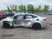 ✅ 2016 Ford Fusion SE • VIN: 3FA6P0H75GR242726 • Лот: 42323268. Опубликован ранее на IAAI с пробегом 147 180 миль. Бесплатный доступ к архиву аукционных продаж из США и подробный отчёт об истории автомобиля на DreamBid. Изображение 14.