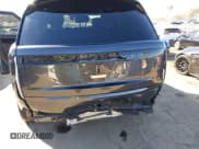 ✅ 2025 Land Rover Range Rover SE • VIN: SALKP9E92SA264648 • Lot: 43573827. Wystawiony na IAAI z przebiegiem 10 138 mil. Bezpłatny archiwum sprzedaży aukcyjnych z USA i szczegółowy raport historii pojazdu na DreamBid. Zdjęcie 6.