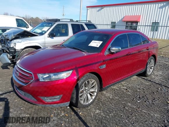 ✅ 2014 Ford Taurus Limited • VIN: 1FAHP2F80EG105861 • Lot: 43901190. Listed on IAAI with 172,264 mi. Free auction sales archive from the USA and detailed vehicle history report at DreamBid. Image 14.