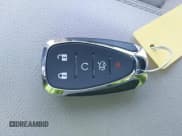 ✅ 2023 Chevrolet Traverse LS • VIN: 1GNERFKW3PJ186287 • Lot: 43292803. Wystawiony na IAAI z przebiegiem 62 634 mil. Bezpłatny archiwum sprzedaży aukcyjnych z USA i szczegółowy raport historii pojazdu na DreamBid. Zdjęcie 11.