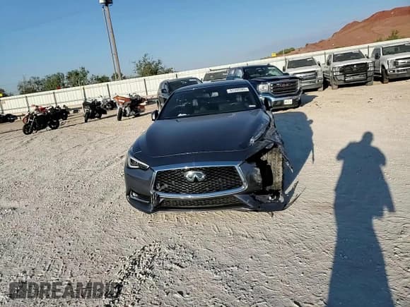 ✅ 2018 Infiniti Q60 Sport • VIN: JN1EV7EK7JM340074 • Лот: 82206985. Опубликован ранее на Copart с пробегом 34 540 миль. Бесплатный доступ к архиву аукционных продаж из США и подробный отчёт об истории автомобиля на DreamBid. Изображение 13.