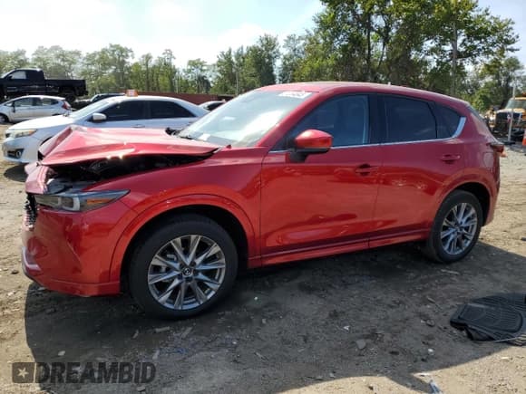 ✅ 2024 Mazda CX-5 S Premium • VIN: JM3KFBDLXR0433594 • Lot: 81254845. Listed on Copart with 7,681 mi. Free auction sales archive from the USA and detailed vehicle history report at DreamBid. Image 1.