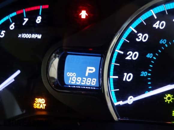 ✅ 2011 Toyota Sienna XLE • VIN: 5TDYK3DC4BS157632 • Lot: 43618800. Listed on IAAI with 199,388 mi. Free auction sales archive from the USA and detailed vehicle history report at DreamBid. Image 15.