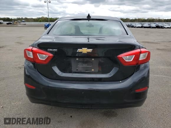 ✅ 2017 Chevrolet Cruze LS • VIN: 1G1BC5SM6H7267748 • Lot: 50514853. Listed on Copart with 72,063 mi. Free auction sales archive from the USA and detailed vehicle history report at DreamBid. Image 6.